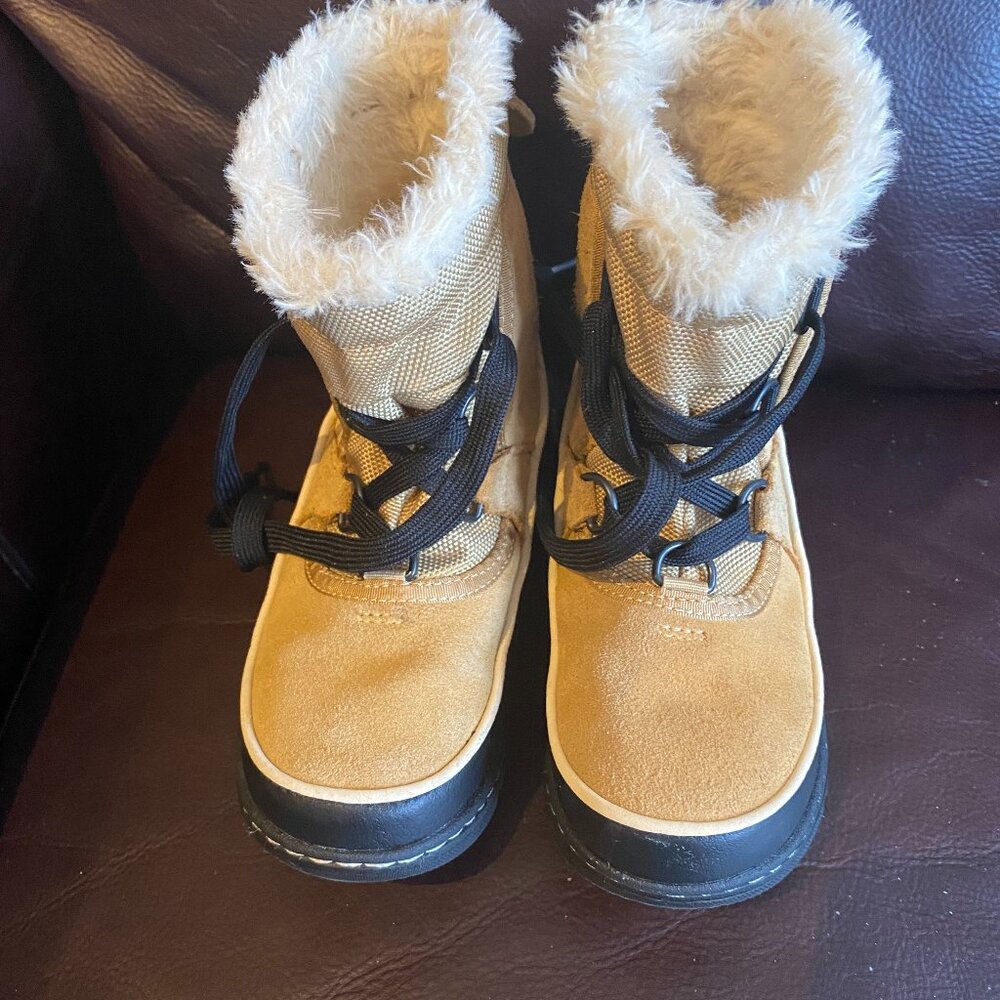 Sorel Kids Winter Boots, Sz1 2,  Waterproof Snow boots
